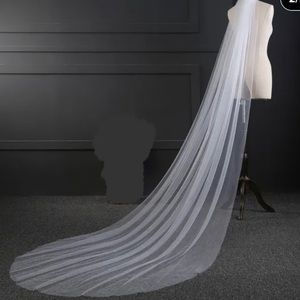 tulle cathedral veil approx 117” long